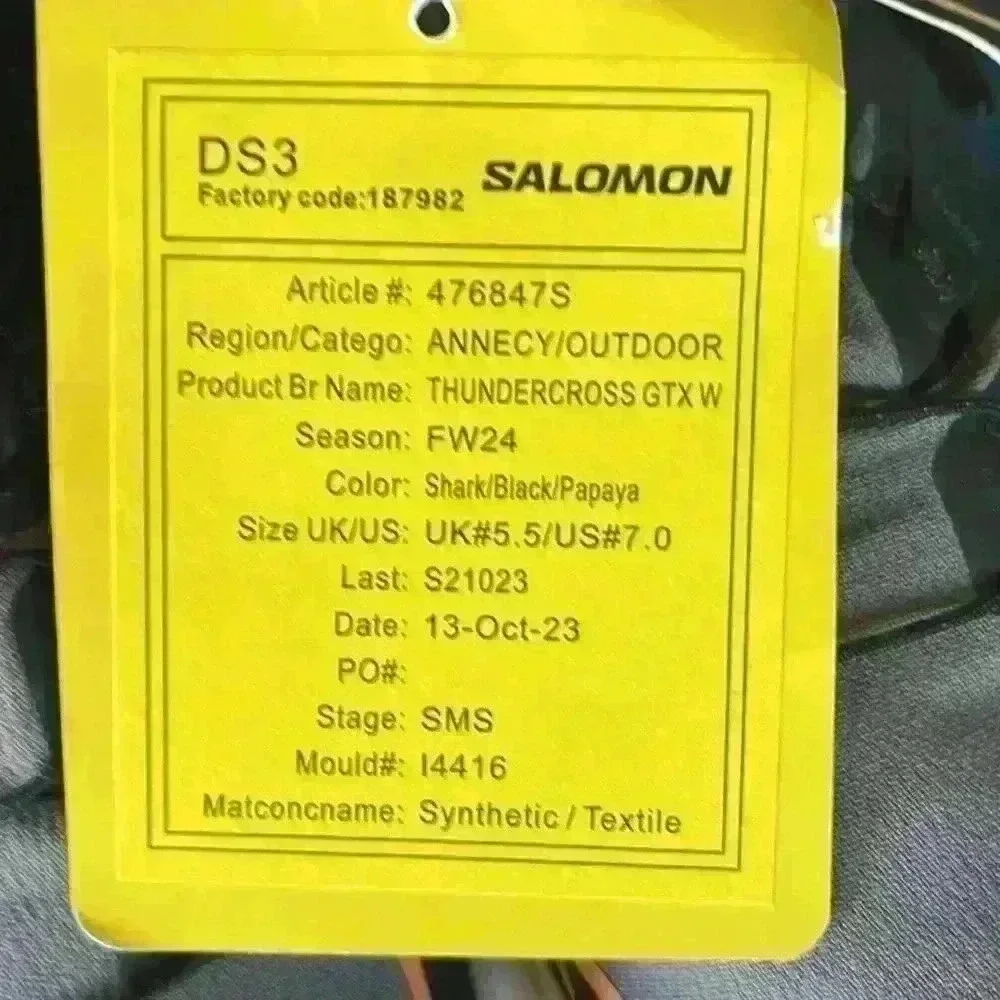 NEW Salomon Thundercross GTX women’s trail runners Sz 7 - Picture 2 of 6